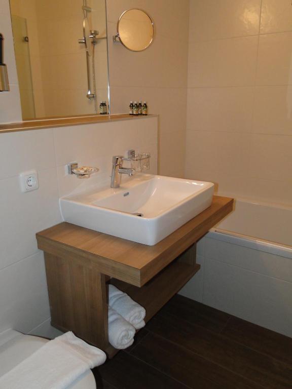 Gasthof Und Hotel Rieder Gmbh Jenbach Zewnętrze zdjęcie